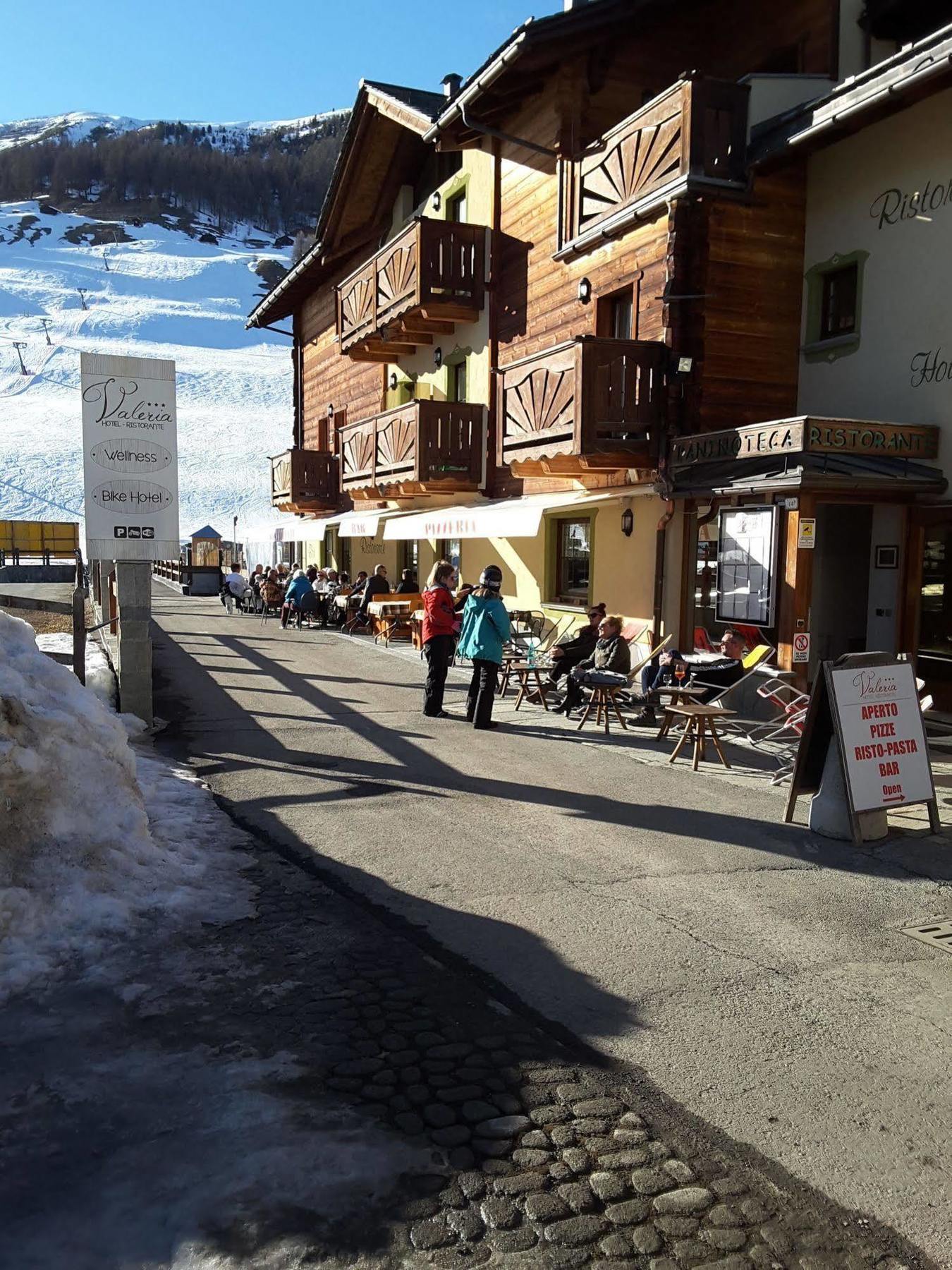 Hotel Valeria Livigno Exteriör bild