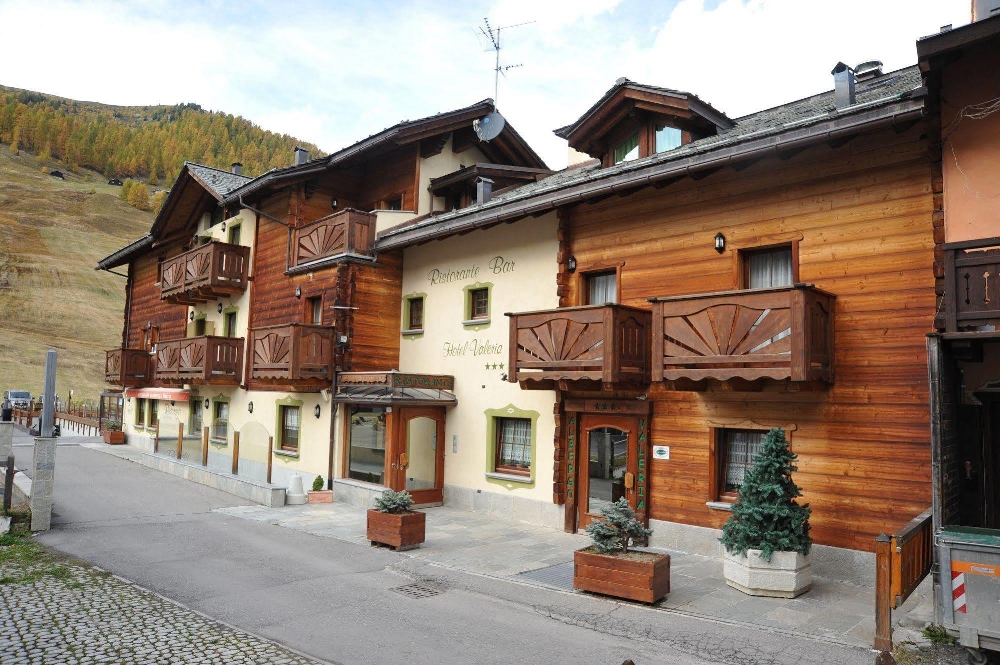 Hotel Valeria Livigno Exteriör bild